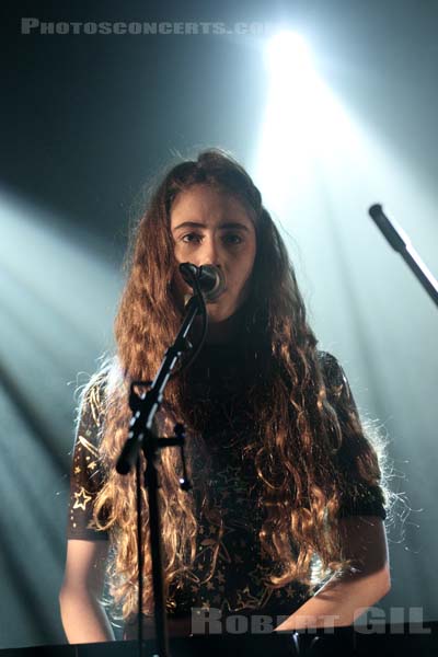 LET'S EAT GRANDMA - 2016-04-16 - PARIS - Point Ephemere - 